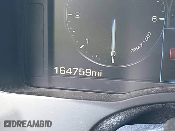 2015 Cadillac Escalade Luxury with VIN 1GYS3BKJ6FR187602, listed as a IAAI auction lot 42648552 with 164,759 mi miles and . Bid and sale history available at DreamBid. Image 15.