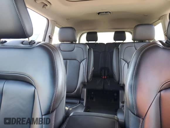 2023 Jeep Grand Cherokee Limited with VIN 1C4RJKBG3P8858228, listed as a Copart auction lot 70190905 with 22,145 mi miles and Salvage title. Bid and sale history available at DreamBid. Image 10.