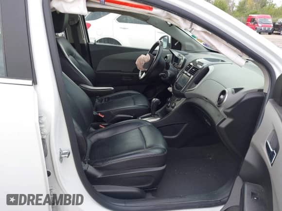 2015 Chevrolet Sonic LTZ with VIN 1G1JE6SB9F4193315, listed as a IAAI auction lot 43279436 with 100,413 mi miles and . Bid and sale history available at DreamBid. Image 5.