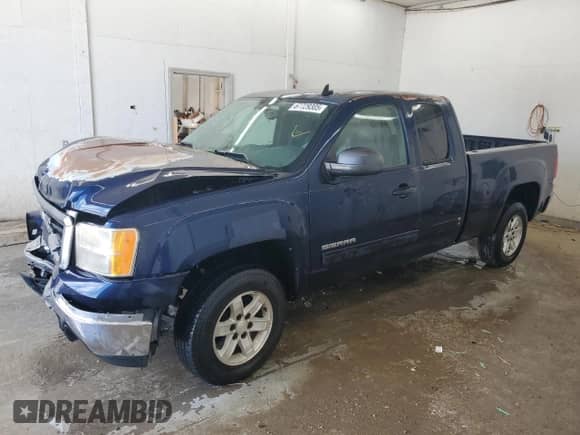 2010 GMC Sierra 1500 SLE z VIN 1GTSCVE06AZ162914, wystawiony jako Copart lot #67729305 z przebiegiem 106 301 mil mil oraz Szkoda całkowita • Salvage title. Historia ofert i sprzedaży dostępna na DreamBid. Obrazek 1.