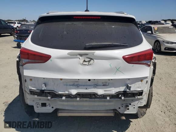 2017 Hyundai Tucson SE с VIN KM8J33A46HU596603, выставлен на аукционе Copart как лот 66176665 с пробегом 120 610 миль миль и Списание • Salvage title. История ставок и продаж доступна на DreamBid. Изображение 6.