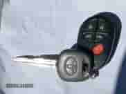 2008 Toyota Sienna LE z VIN 5TDZK23C48S127636, wystawiony jako IAAI lot #43404720 z przebiegiem 181 025 mil mil oraz . Historia ofert i sprzedaży dostępna na DreamBid. Obrazek 11.