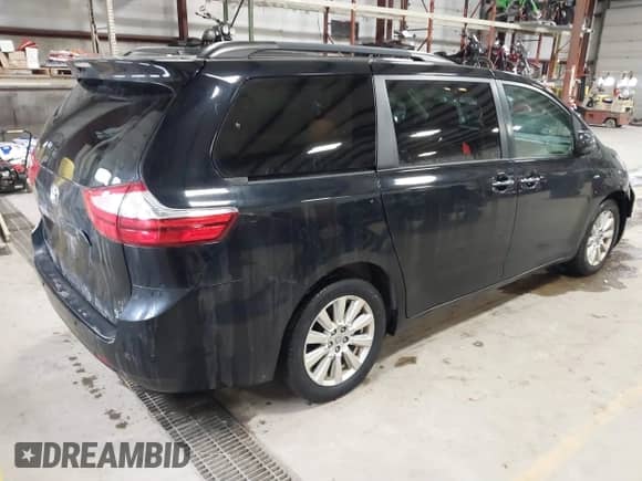 2017 Toyota Sienna XLE with VIN 5TDDZ3DC1HS156781, listed as a IAAI auction lot 41457089 with 189,921 mi miles and . Bid and sale history available at DreamBid. Image 4.