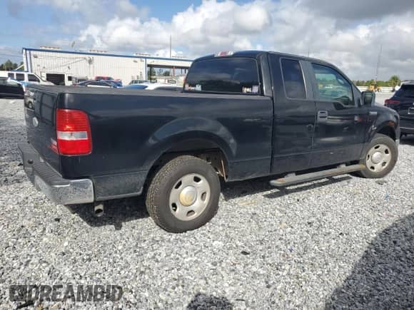 2008 Ford F-150 STX с VIN 1FTRX12W98FC28176, выставлен на аукционе Copart как лот 82239645 с пробегом 251 370 миль миль и Чистый • Clean title. История ставок и продаж доступна на DreamBid. Изображение 3.