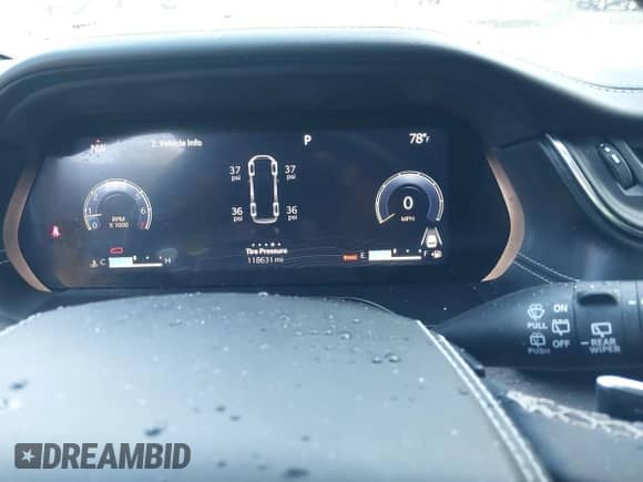 2023 Jeep Grand Cherokee Overland z VIN 1C4RJJDG5P8705891, wystawiony jako IAAI lot #42757590 z przebiegiem 118 631 mil mil oraz . Historia ofert i sprzedaży dostępna na DreamBid. Obrazek 7.