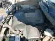 2002 Hyundai Santa Fe GLS z VIN KM8SC73DX2U270948, wystawiony jako IAAI lot #42157089 z przebiegiem 170 824 mil mil oraz . Historia ofert i sprzedaży dostępna na DreamBid. Obrazek 19.