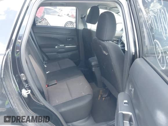 2019 Mitsubishi Outlander ES с VIN JA4AP3AU1KU032223, выставлен на аукционе IAAI как лот 43283790 с пробегом 47 697 миль миль и . История ставок и продаж доступна на DreamBid. Изображение 8.