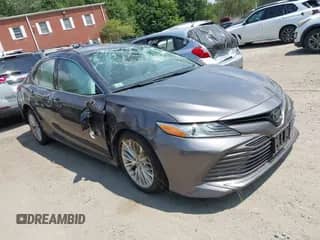 2019 Toyota Camry LE с VIN 4T1B11HK6KU701277, выставлен на аукционе IAAI как лот 42775855 с пробегом 84 541 миль миль и . История ставок и продаж доступна на DreamBid. Изображение 1.