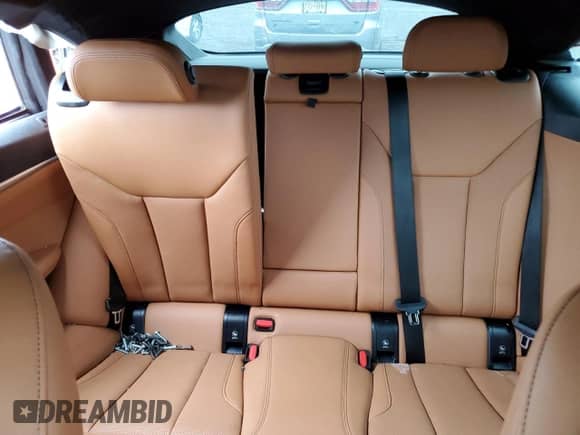 2024 BMW i4 eDrive40 с VIN WBY73AW04RFR49109, выставлен на аукционе Copart как лот 60988065 с пробегом 20 993 миль миль и Списание • Salvage title. История ставок и продаж доступна на DreamBid. Изображение 10.