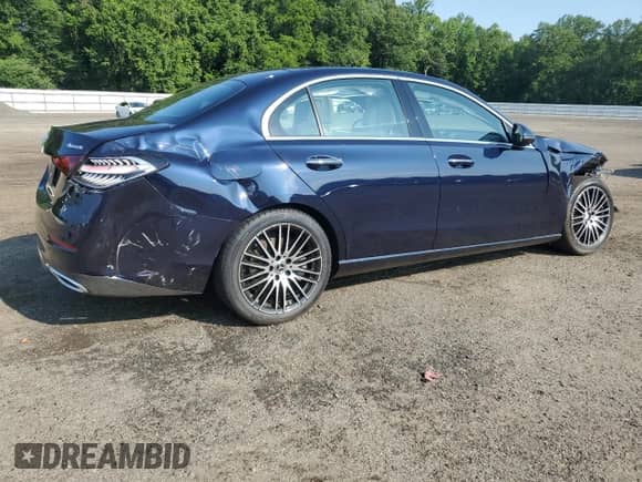 2022 Mercedes-Benz C 300 с VIN W1KAF4HB3NR063912, выставлен на аукционе Copart как лот 63850275 с пробегом 24 222 миль миль и Списание • Salvage title. История ставок и продаж доступна на DreamBid. Изображение 3.