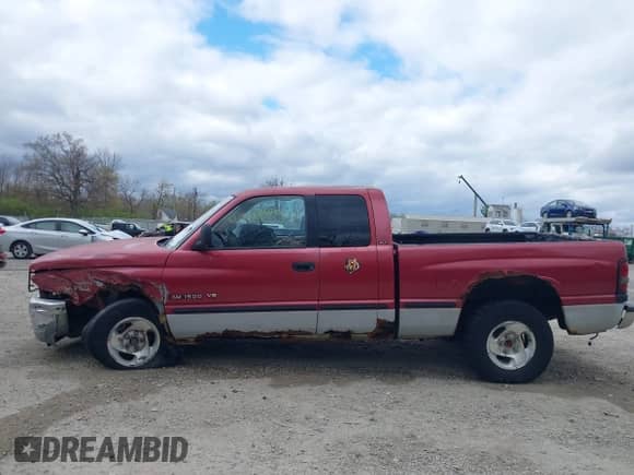 1999 Dodge 1500 with VIN 3B7HC13Y7XG120563, listed as a IAAI auction lot 42027079 with Not provided miles and . Bid and sale history available at DreamBid. Image 14.
