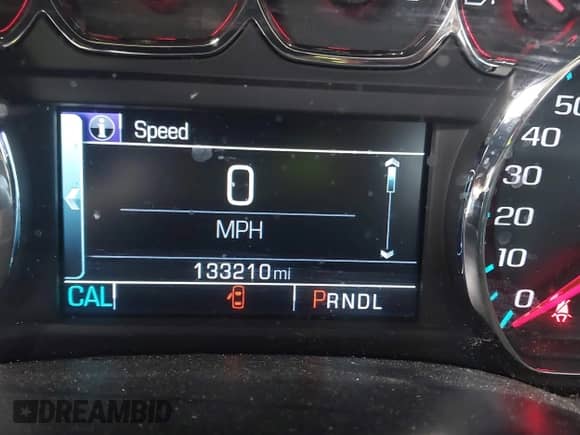 2019 Chevrolet Silverado 1500 LT z VIN 2GCRCPEC6K1145254, wystawiony jako IAAI lot #43280516 z przebiegiem 133 210 mil mil oraz . Historia ofert i sprzedaży dostępna na DreamBid. Obrazek 15.