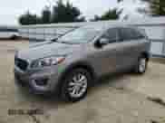 2018 Kia Sorento LX с VIN 5XYPGDA36JG414079, выставлен на аукционе Copart как лот 86622975 с пробегом 178 181 миль миль и Чистый • Clean title. История ставок и продаж доступна на DreamBid. Изображение 1.