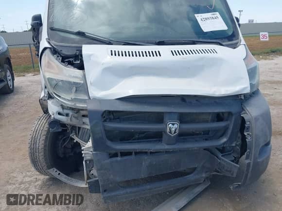 2015 Ram ProMaster Cargo z VIN 3C6TRVAG2FE513737, wystawiony jako IAAI lot #42893845 z przebiegiem 189 636 mil mil oraz . Historia ofert i sprzedaży dostępna na DreamBid. Obrazek 6.