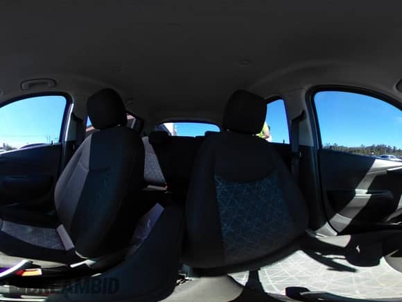 2020 Chevrolet Spark LS z VIN KL8CB6SA5LC474537, wystawiony jako IAAI lot #43047671 z przebiegiem 75 751 mil mil oraz . Historia ofert i sprzedaży dostępna na DreamBid. Obrazek 19.