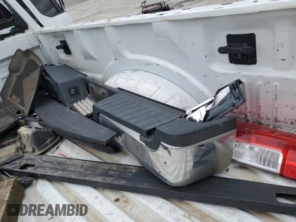 2017 Ford F-250 XLT с VIN 1FT7X2B64HED57915, выставлен на аукционе Copart как лот 70086175 с пробегом 144 664 миль миль и Списание • Salvage title. История ставок и продаж доступна на DreamBid. Изображение 12.