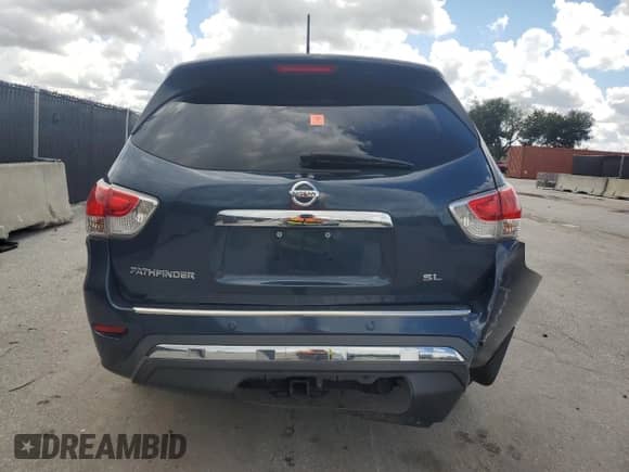 2014 Nissan Pathfinder S with VIN 5N1AR2MN5EC692415, listed as a Copart auction lot 69955125 with 133,132 mi miles and Salvage title. Bid and sale history available at DreamBid. Image 6.