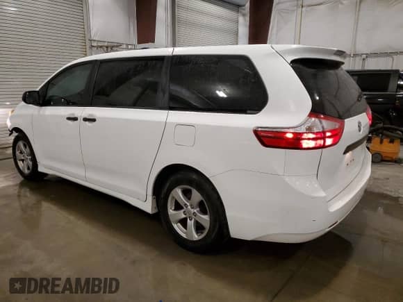 2018 Toyota Sienna L with VIN 5TDZZ3DC1JS939871, listed as a Copart auction lot 85367215 with 141,735 mi miles and Salvage title. Bid and sale history available at DreamBid. Image 2.