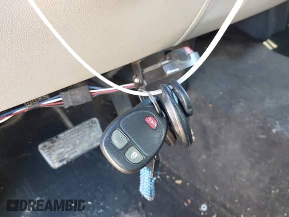 2007 Chevrolet Silverado 1500 1LT с VIN 2GCEC13C671575887, выставлен на аукционе IAAI как лот 41447510 с пробегом 195 650 миль миль и . История ставок и продаж доступна на DreamBid. Изображение 11.