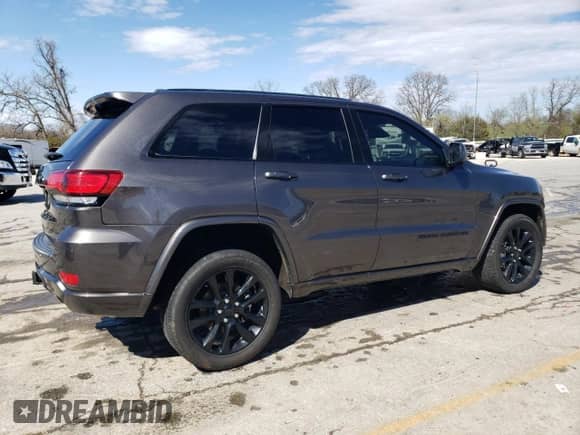 2021 Jeep Grand Cherokee Laredo E z VIN 1C4RJFAG0MC647523, wystawiony jako Copart lot #50381335 z przebiegiem 74 615 mil mil oraz Szkoda całkowita • Salvage title. Historia ofert i sprzedaży dostępna na DreamBid. Obrazek 3.