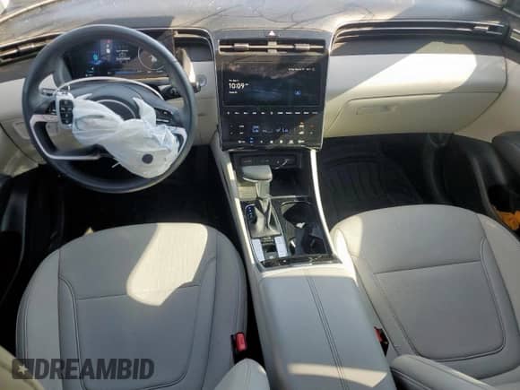 2024 Hyundai Tucson SEL with VIN 5NMJF3DE1RH296198, listed as a Copart auction lot 70664295 with 50,685 mi miles and Salvage title. Bid and sale history available at DreamBid. Image 8.