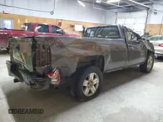 2014 Chevrolet Silverado 1500 Work Truck z VIN 1GCNKPEH0EZ172443, wystawiony jako Copart lot #81852075 z przebiegiem 143 921 mil mil oraz Szkoda całkowita • Salvage title. Historia ofert i sprzedaży dostępna na DreamBid. Obrazek 3.
