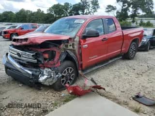 2016 Toyota Tundra SR5 z VIN 5TFRW5F1XGX207919, wystawiony jako Copart lot #65058695 z przebiegiem 190 701 mil mil oraz Szkoda całkowita • Salvage title. Historia ofert i sprzedaży dostępna na DreamBid. Obrazek 1.