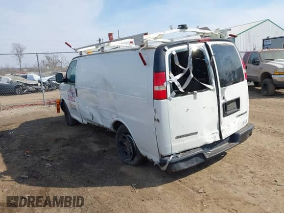 2004 Chevrolet Express Cargo с VIN 1GCFG15X741224268, выставлен на аукционе IAAI как лот 41788116 с пробегом Не указан миль и . История ставок и продаж доступна на DreamBid. Изображение 3.