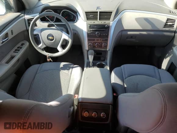 2011 Chevrolet Traverse LS z VIN 1GNKREED3BJ177279, wystawiony jako Copart lot #86837255 z przebiegiem 196 649 mil mil oraz Szkoda całkowita • Salvage title. Historia ofert i sprzedaży dostępna na DreamBid. Obrazek 8.