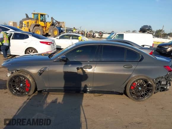 2025 BMW M3 Competition xDrive with VIN WBS33HJ04SFU25148, listed as a IAAI auction lot 41942920 with 1,166 mi miles and . Bid and sale history available at DreamBid. Image 15.