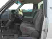 2006 Chevrolet Silverado 1500 Work Truck с VIN 3GCEC14V96G209413, выставлен на аукционе Copart как лот 43834805 с пробегом 268 185 миль миль и Списание • Salvage title. История ставок и продаж доступна на DreamBid. Изображение 7.