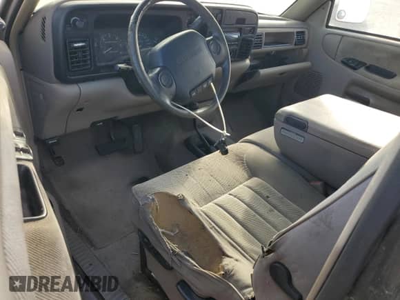 1996 Dodge 1500 with VIN 1B7HF16Z9TS558130, listed as a Copart auction lot 84706415 with 157,800 mi miles and Clean title. Bid and sale history available at DreamBid. Image 8.