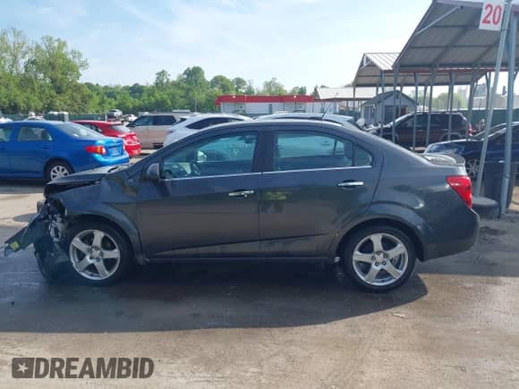 2016 Chevrolet Sonic LTZ с VIN 1G1JE5SB9G4133949, выставлен на аукционе IAAI как лот 42162127 с пробегом 153 782 миль миль и . История ставок и продаж доступна на DreamBid. Изображение 14.