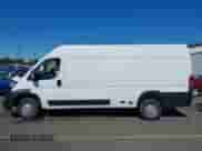 2025 Ram ProMaster Cargo Tradesman с VIN 3C6MRVJG3SE509792, выставлен на аукционе IAAI как лот 42726223 с пробегом 8 426 миль миль и . История ставок и продаж доступна на DreamBid. Изображение 14.