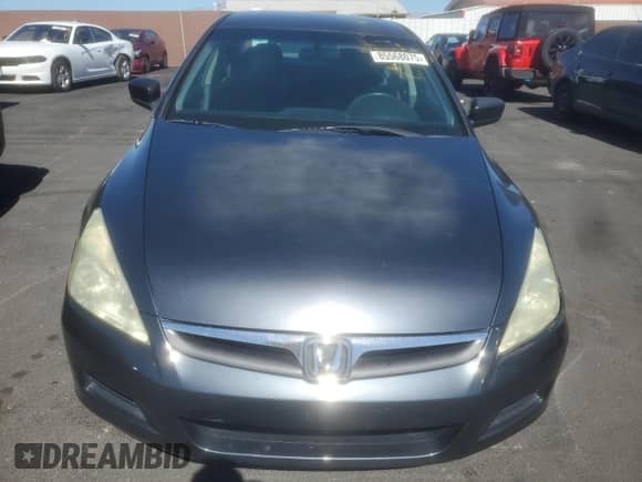 2007 Honda Accord LX z VIN 1HGCM56467A109884, wystawiony jako Copart lot #85568075 z przebiegiem 103 291 mil mil oraz Szkoda całkowita • Salvage title. Historia ofert i sprzedaży dostępna na DreamBid. Obrazek 5.