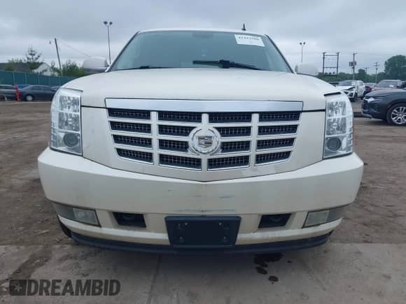 2012 Cadillac Escalade Luxury с VIN 1GYS4BEF4CR120481, выставлен на аукционе IAAI как лот 42423588 с пробегом Не указан миль и . История ставок и продаж доступна на DreamBid. Изображение 12.