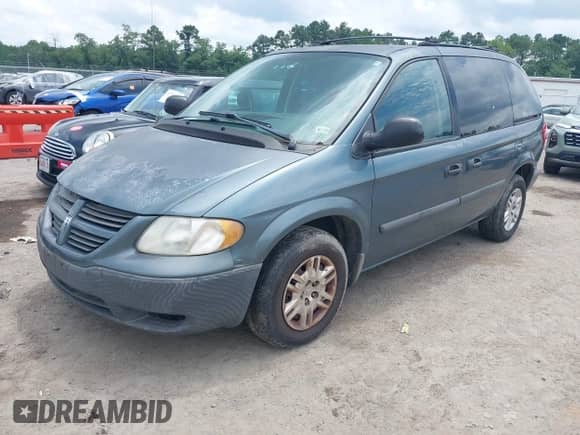 2005 Dodge Caravan SE with VIN 1D4GP25R25B329147, listed as a IAAI auction lot 42751463 with 173,872 mi miles and . Bid and sale history available at DreamBid. Image 2.