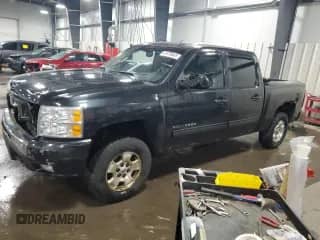 2010 Chevrolet Silverado 1500 LTZ with VIN 3GCRKTE36AG117701, listed as a Copart auction lot 41579645 with 262,095 mi miles and Salvage title. Bid and sale history available at DreamBid. Image 1.