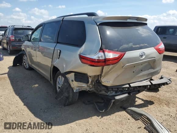 2017 Toyota Sienna LE z VIN 5TDJZ3DC2HS149244, wystawiony jako Copart lot #68222815 z przebiegiem 46 522 mil mil oraz Szkoda całkowita • Salvage title. Historia ofert i sprzedaży dostępna na DreamBid. Obrazek 2.