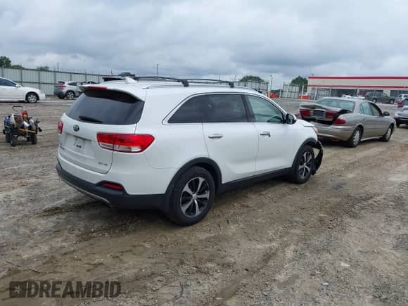 2016 Kia Sorento EX with VIN 5XYPH4A59GG100062, listed as a IAAI auction lot 42973658 with 148,765 mi miles and . Bid and sale history available at DreamBid. Image 4.