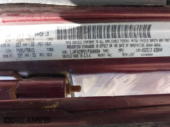 2001 Jeep Wrangler SE with VIN 1J4FA29P21P300094, listed as a IAAI auction lot 41871446 with 125,098 mi miles and . Bid and sale history available at DreamBid. Image 9.