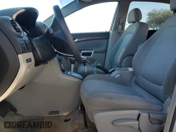 2009 Saturn VUE XE z VIN 3GSDL43N79S587489, wystawiony jako Copart lot #83986524 z przebiegiem 154 257 mil mil oraz Szkoda całkowita • Salvage title. Historia ofert i sprzedaży dostępna na DreamBid. Obrazek 7.