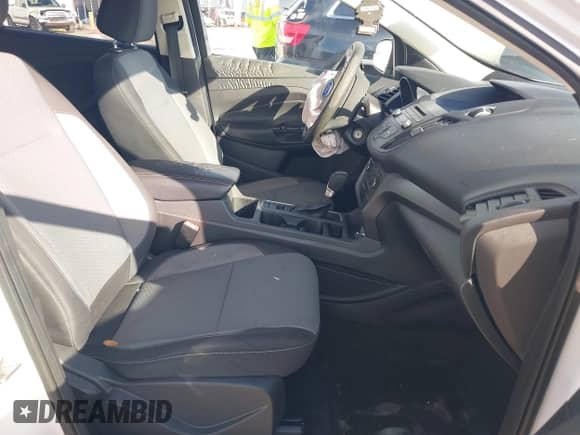 2017 Ford Escape SE с VIN 1FMCU9GD7HUC93586, выставлен на аукционе IAAI как лот 43133477 с пробегом 112 115 миль миль и . История ставок и продаж доступна на DreamBid. Изображение 5.