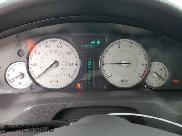 2006 Chrysler 300 with VIN 2C3KA43R26H212608, listed as a Copart auction lot 70172685 with 194,730 mi miles and Salvage title. Bid and sale history available at DreamBid. Image 9.