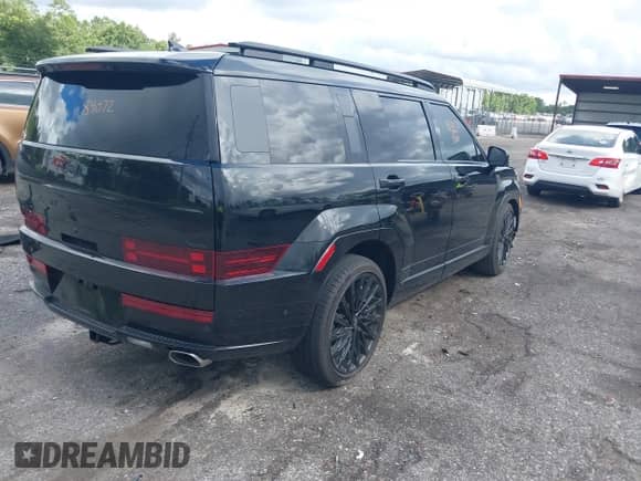 2025 Hyundai Santa Fe Calligraphy z VIN 5NMP5DGL1SH093170, wystawiony jako IAAI lot #42948490 z przebiegiem 8 692 mil mil oraz . Historia ofert i sprzedaży dostępna na DreamBid. Obrazek 4.