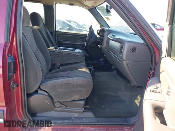 2004 Chevrolet Silverado 1500 LS с VIN 2GCEK19T841183502, выставлен на аукционе IAAI как лот 41407275 с пробегом 263 813 миль миль и . История ставок и продаж доступна на DreamBid. Изображение 8.