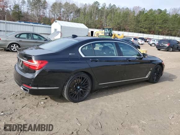 2018 BMW 7 Series 740e xDrive with VIN WBA7J2C53JG938434, listed as a Copart auction lot 85508014 with 69,183 mi miles and Salvage title. Bid and sale history available at DreamBid. Image 3.