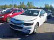 2016 Chevrolet Malibu LT z VIN 1G1ZE5ST5GF333677, wystawiony jako IAAI lot #43380023 z przebiegiem 123 325 mil mil oraz . Historia ofert i sprzedaży dostępna na DreamBid. Obrazek 17.