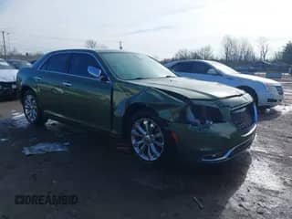 2018 Chrysler 300 Limited z VIN 2C3CCAKG0JH194650, wystawiony jako IAAI lot #41848316 z przebiegiem 67 354 mil mil oraz . Historia ofert i sprzedaży dostępna na DreamBid. Obrazek 1.