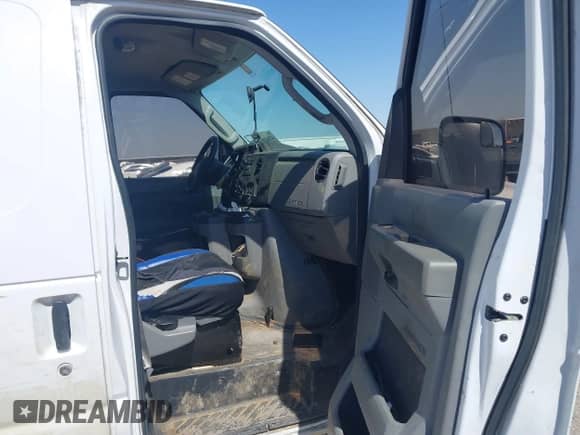 2014 Ford Econoline Cargo Commercial с VIN 1FTNE2EL2EDA96929, выставлен на аукционе IAAI как лот 41820671 с пробегом 191 652 миль миль и . История ставок и продаж доступна на DreamBid. Изображение 5.